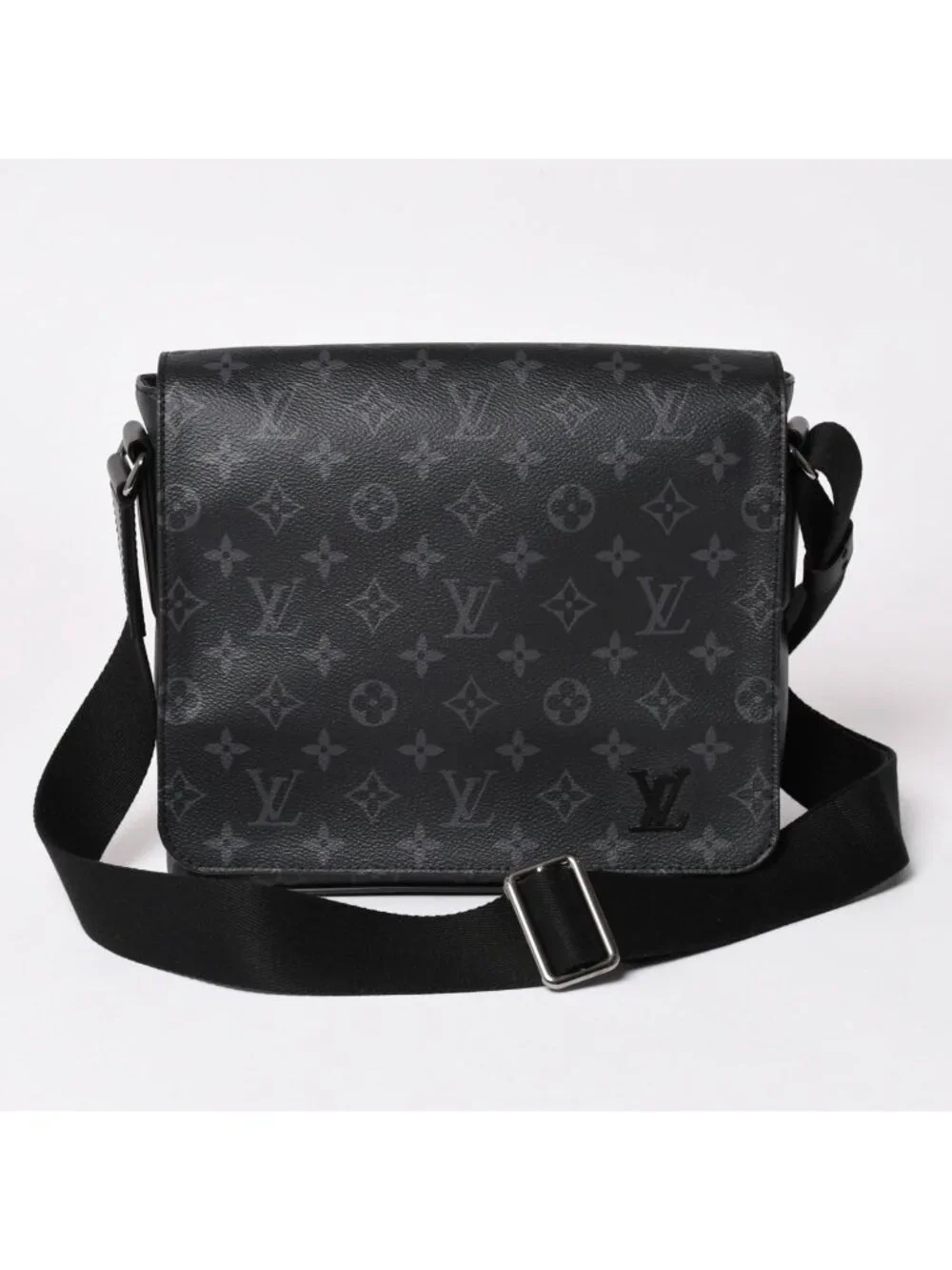 Louis Vuitton District PM Shoulder Bag Monogram Eclipse Canvas